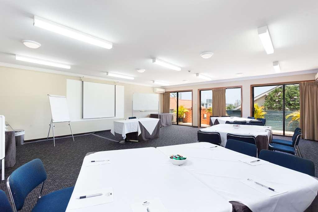 Ramada By Wyndham Brisbane Windsor Hotell Bekvämligheter bild