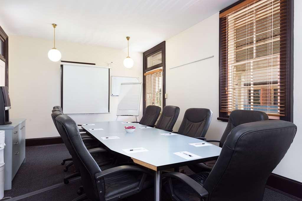 Ramada By Wyndham Brisbane Windsor Hotell Bekvämligheter bild