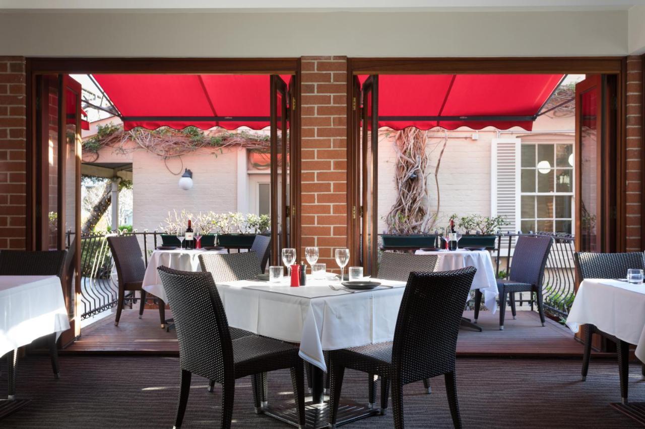 Ramada By Wyndham Brisbane Windsor Hotell Exteriör bild